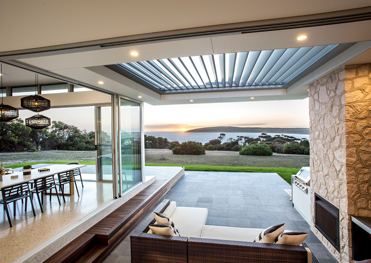 Commercial aluminium glazing Canberra